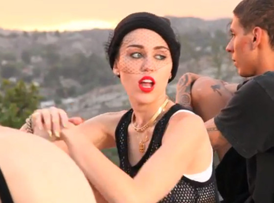 Miley Cyrus, We Can't Stop Teaser Miley Cyrus, We Can't Stop Teaser